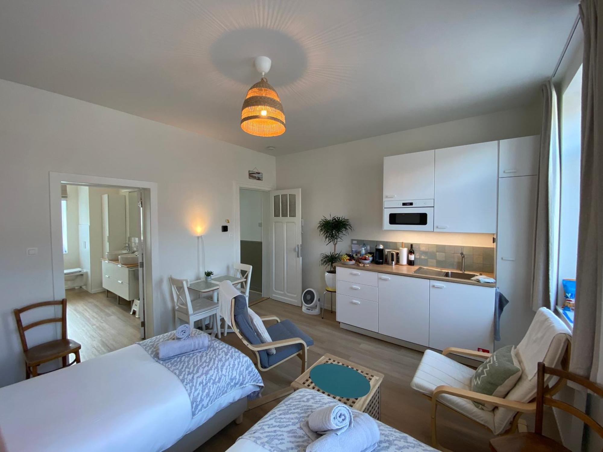 Logies-M Comfort Studios Inc Bikes B&B Oostende Exterior foto