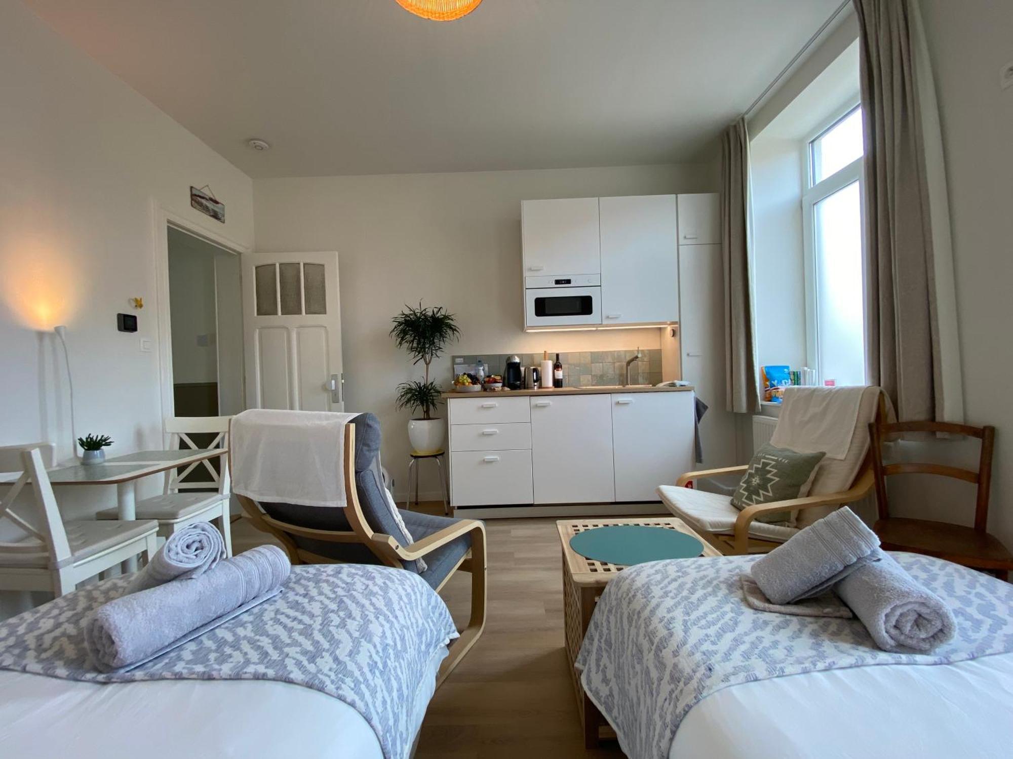 Logies-M Comfort Studios Inc Bikes B&B Oostende Exterior foto